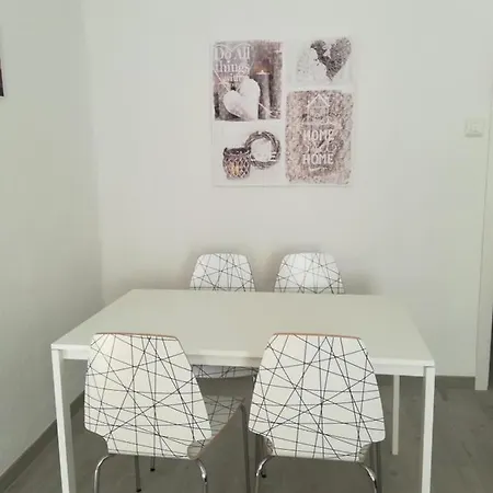 Guest house Malvarrosa Familiar Valencia