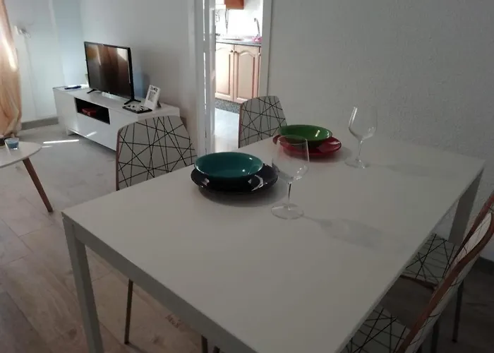 Malvarrosa Familiar バレンシア