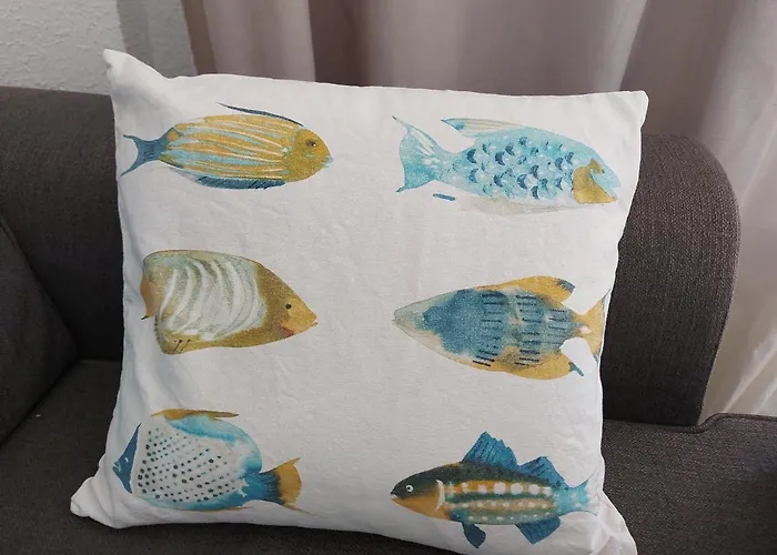 ゲストハウス Malvarrosa Familiar