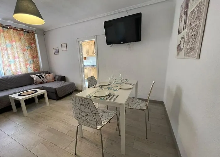 Malvarrosa Familiar 2* バレンシア