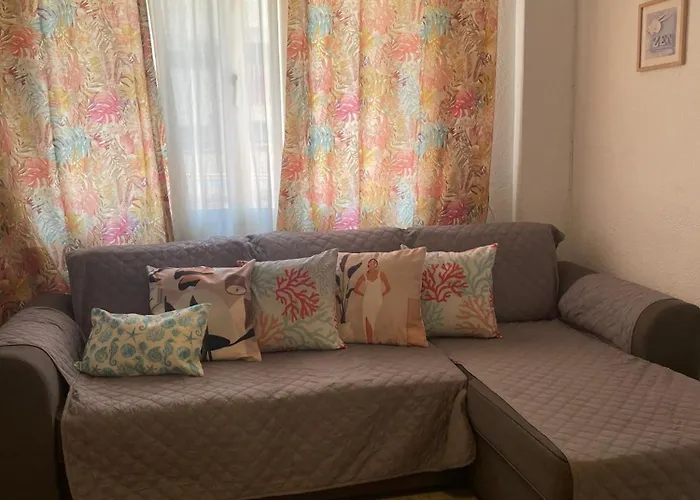 Malvarrosa Familiar ゲストハウス 2*